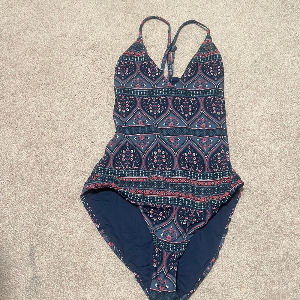 Roxy women’s one piece swimsuit size XS
